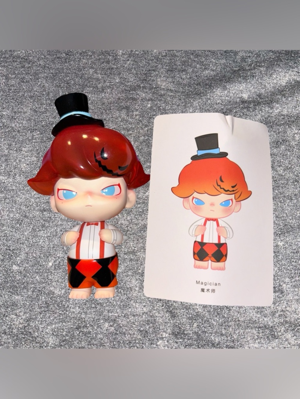 Dimoo World Retro Series Magician Figure
